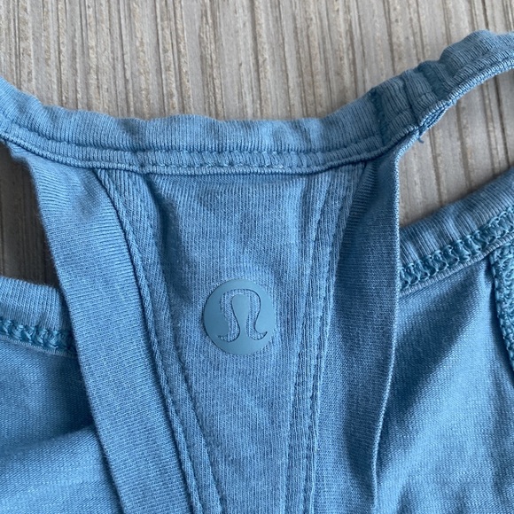 Lululemon t back high neck tank - Picture 3 of 3